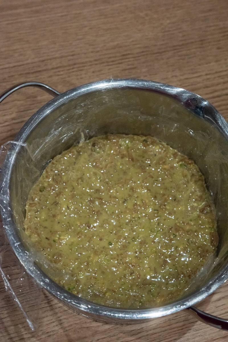 chrupka pistacjowa w garnku 