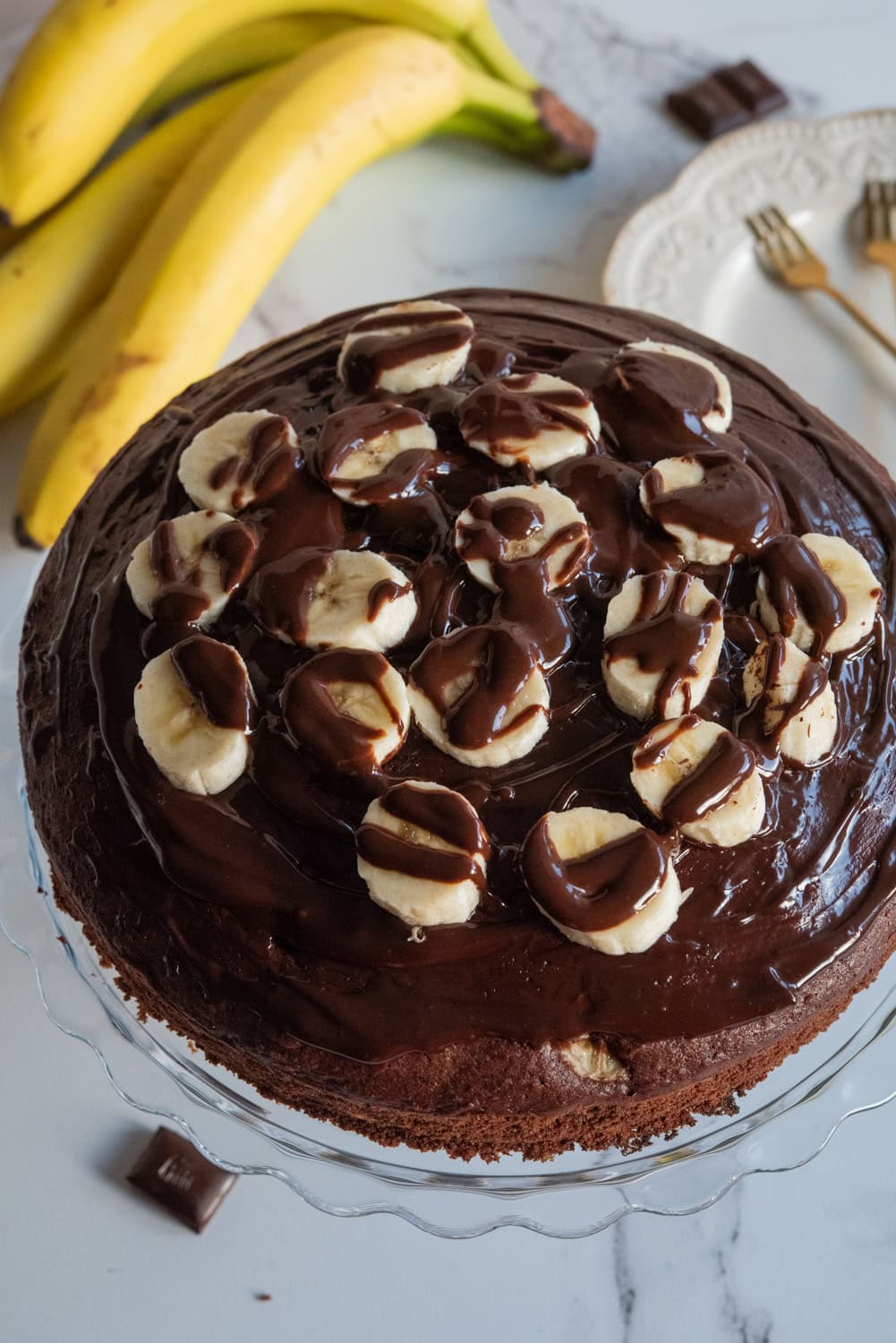 przygotowanie polewy czekoladowej z bananami
