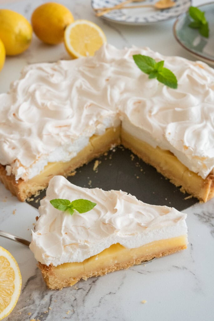 tarta z kremem cytrynowym