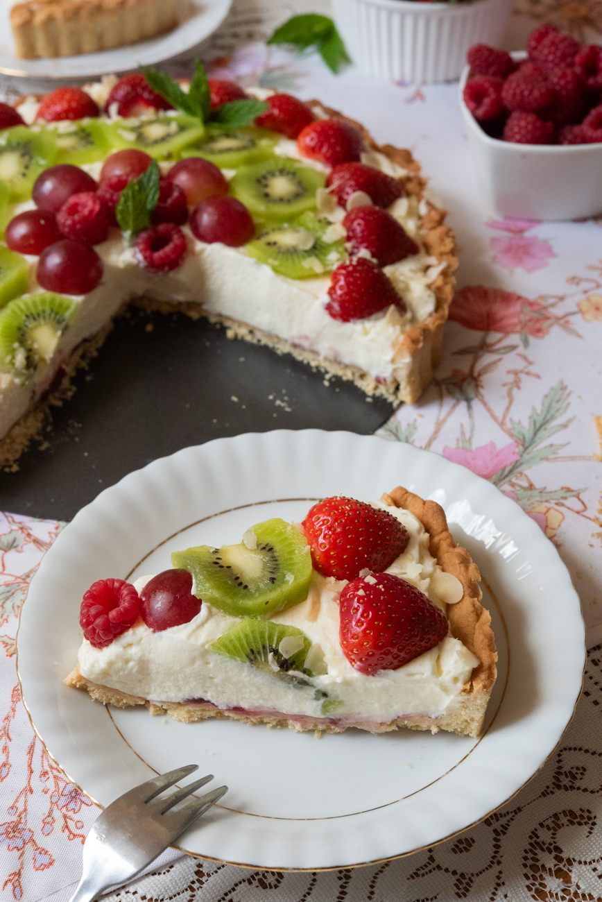 Tarta z mascarpone i owocami